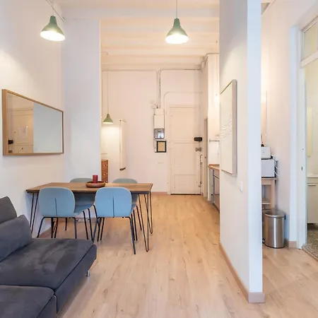 Charm And Comfort In The Heart Of Sant Antoni, Apartment