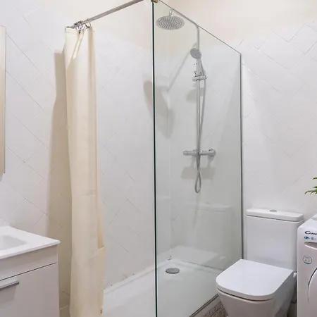 Apartment Charm And Comfort In The Heart Of Sant Antoni, Barcelona