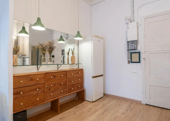 Apartment Charm And Comfort In The Heart Of Sant Antoni, Barcelona