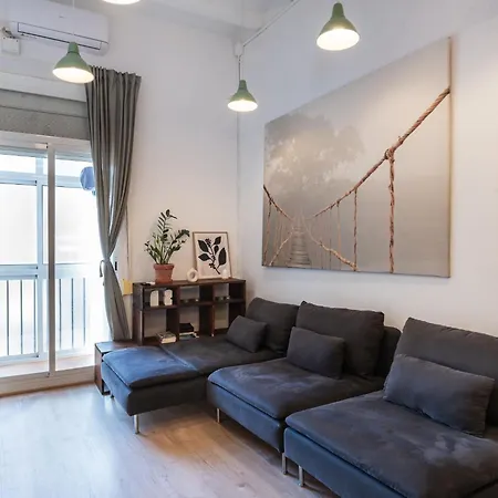 Charm And Comfort In The Heart Of Sant Antoni, アパート *